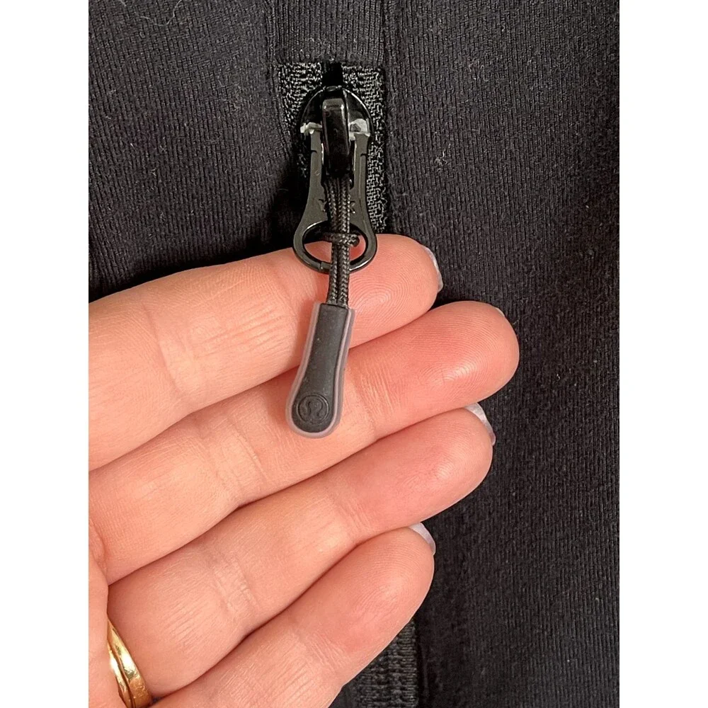 lululemon athletica item description